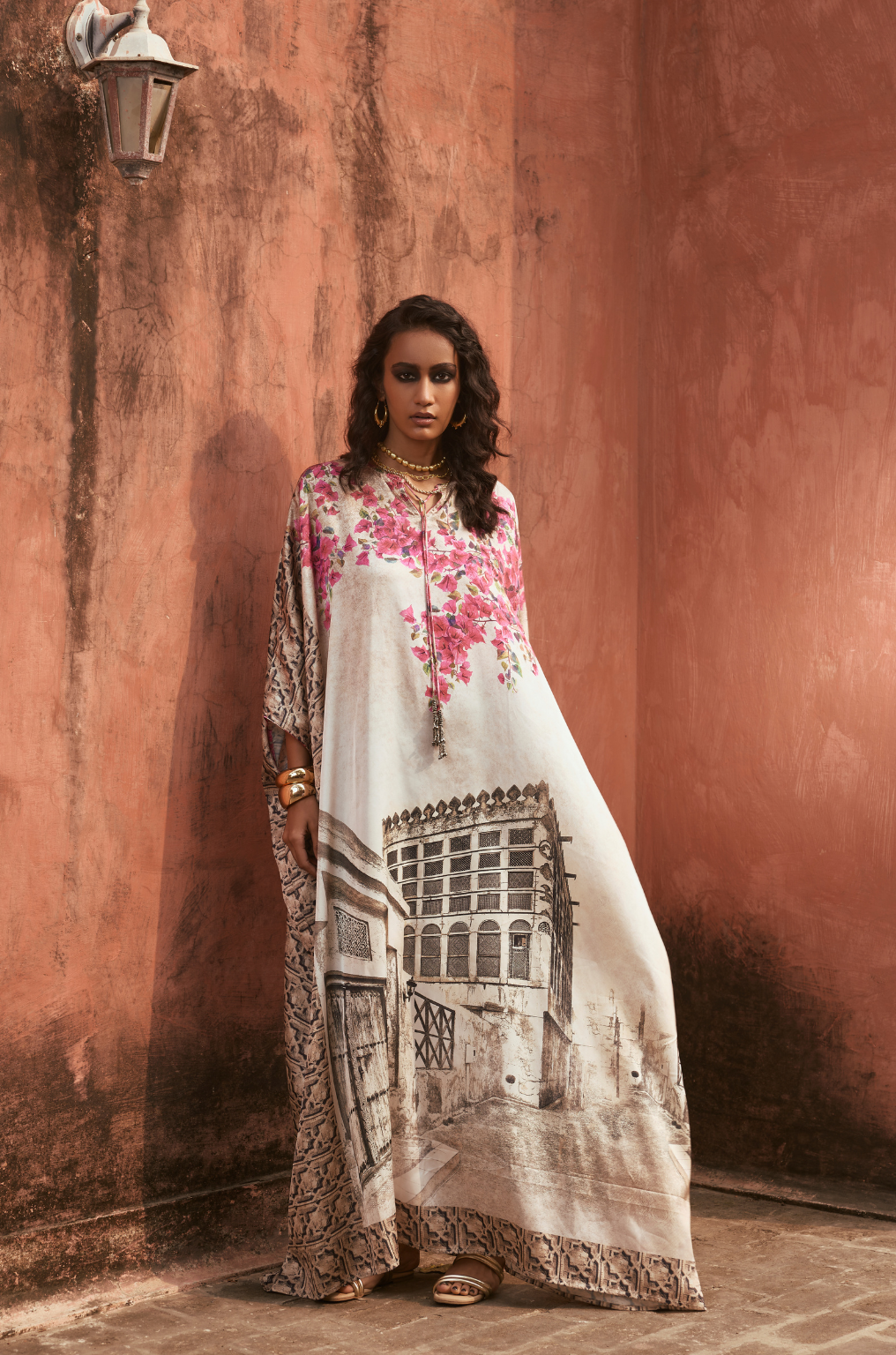 فستان دار الهوى المزهر