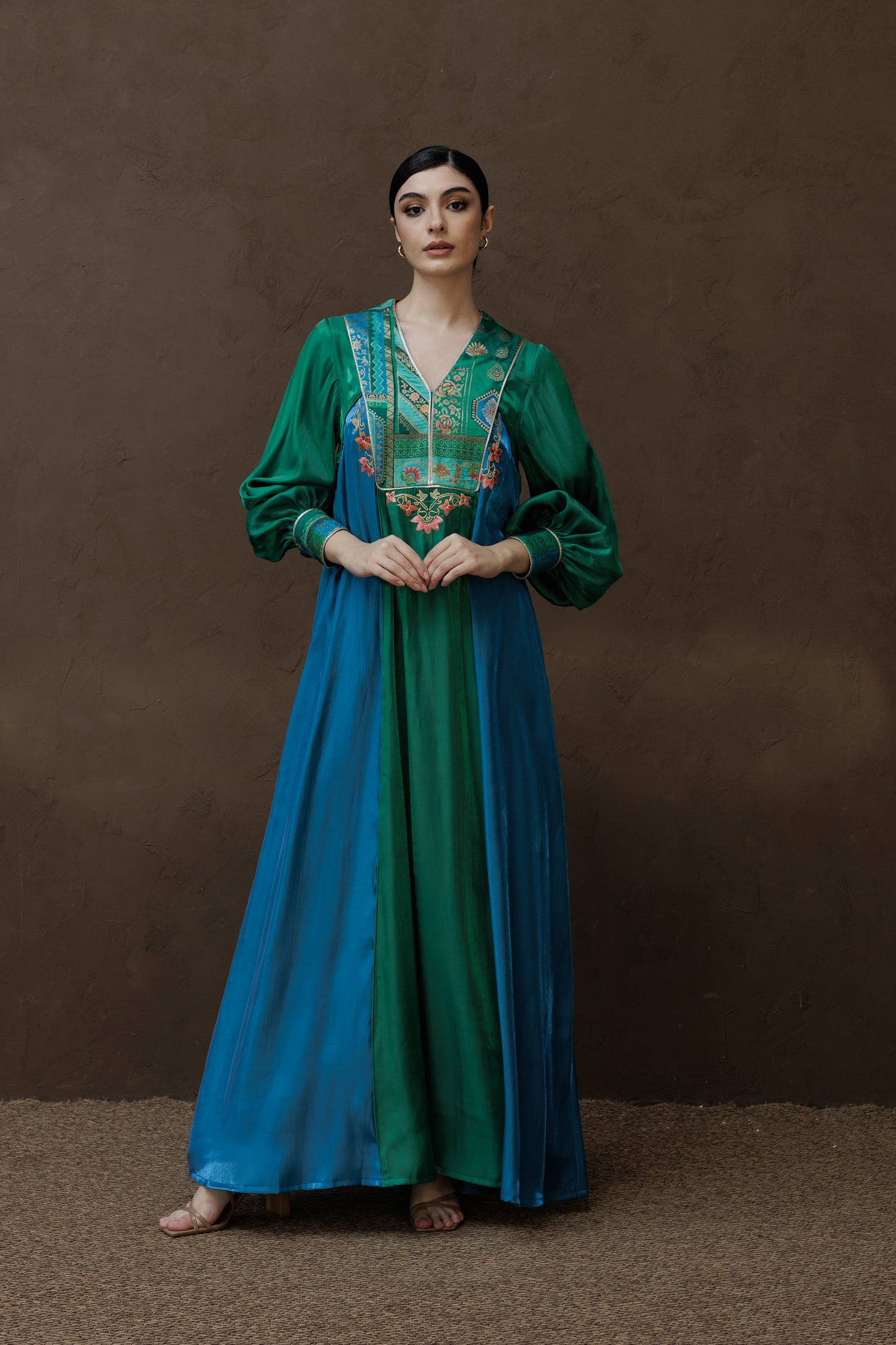 جلابية بالون لامعة