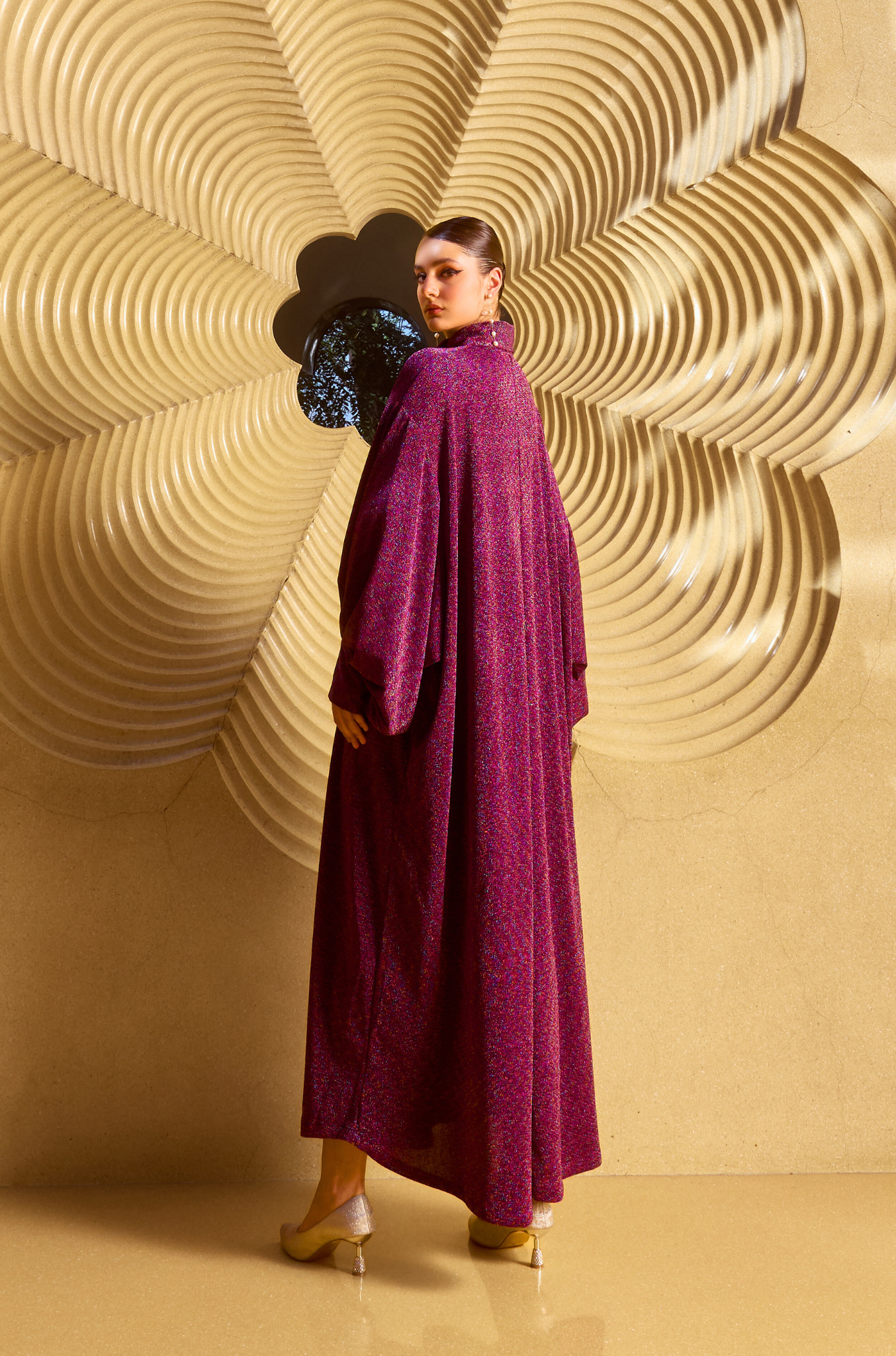 Collar Balloon Sleeve Shiny Gown