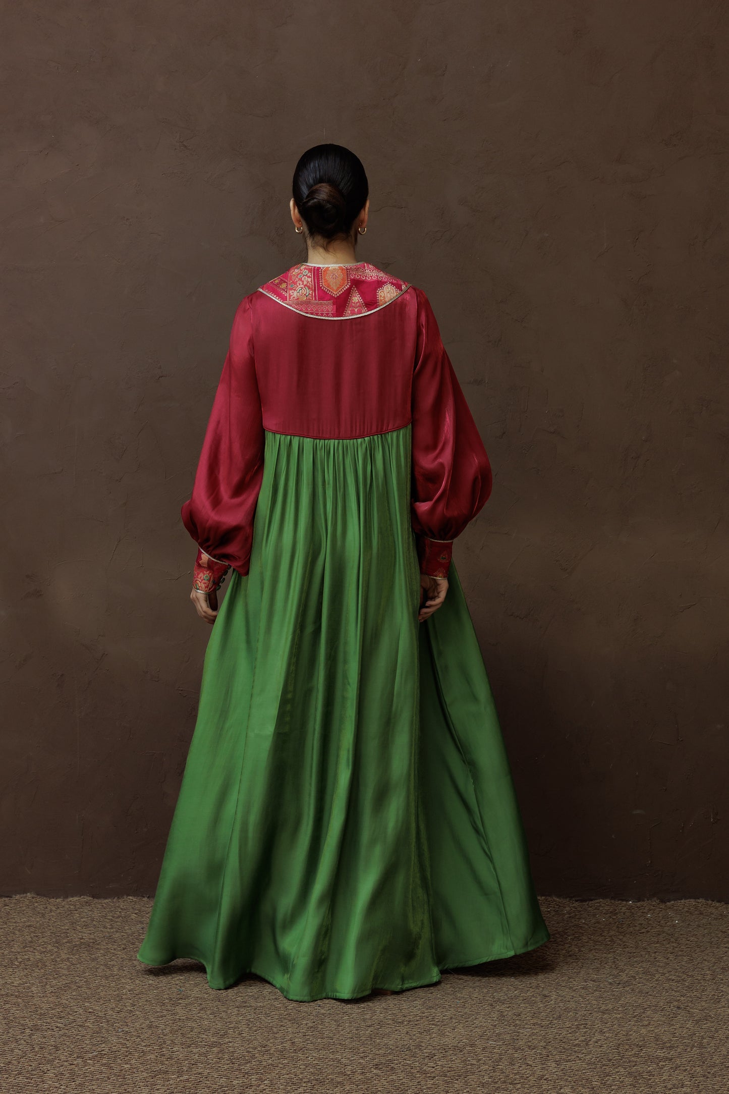 جلابية بالون لامعة