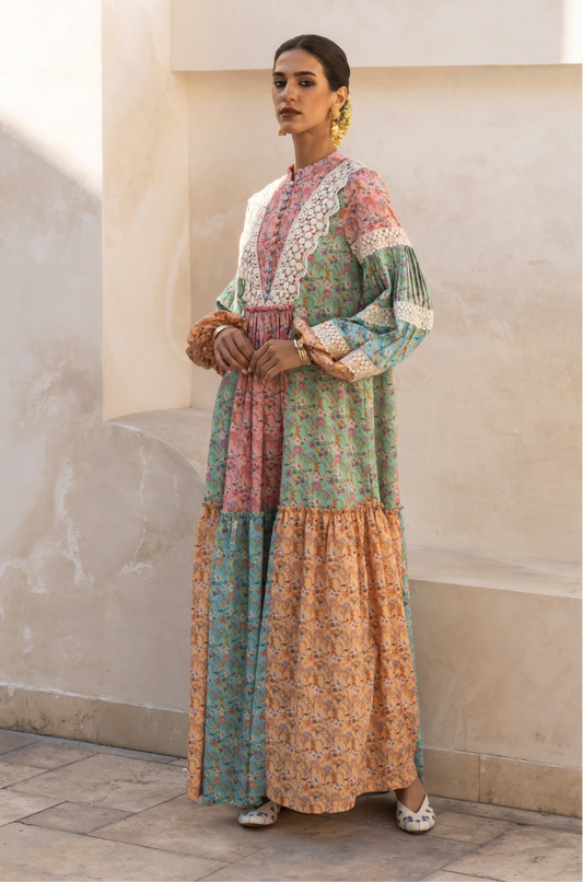 V laced Ditsy Floral Jalabiya