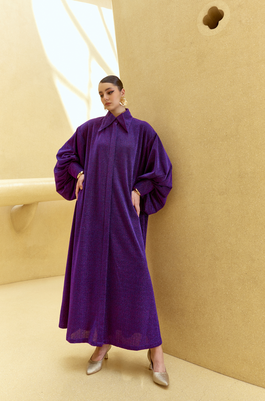 فستان لامع بأكمام بالون وياقة