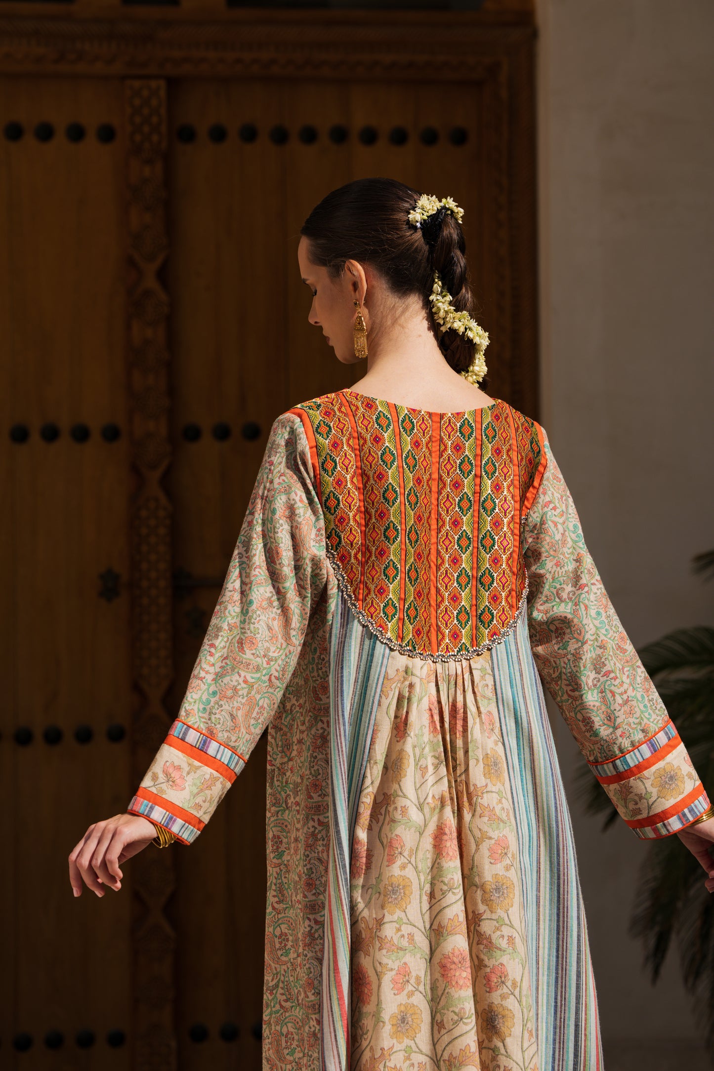 Multicolor Yoke Neck Jalabiya