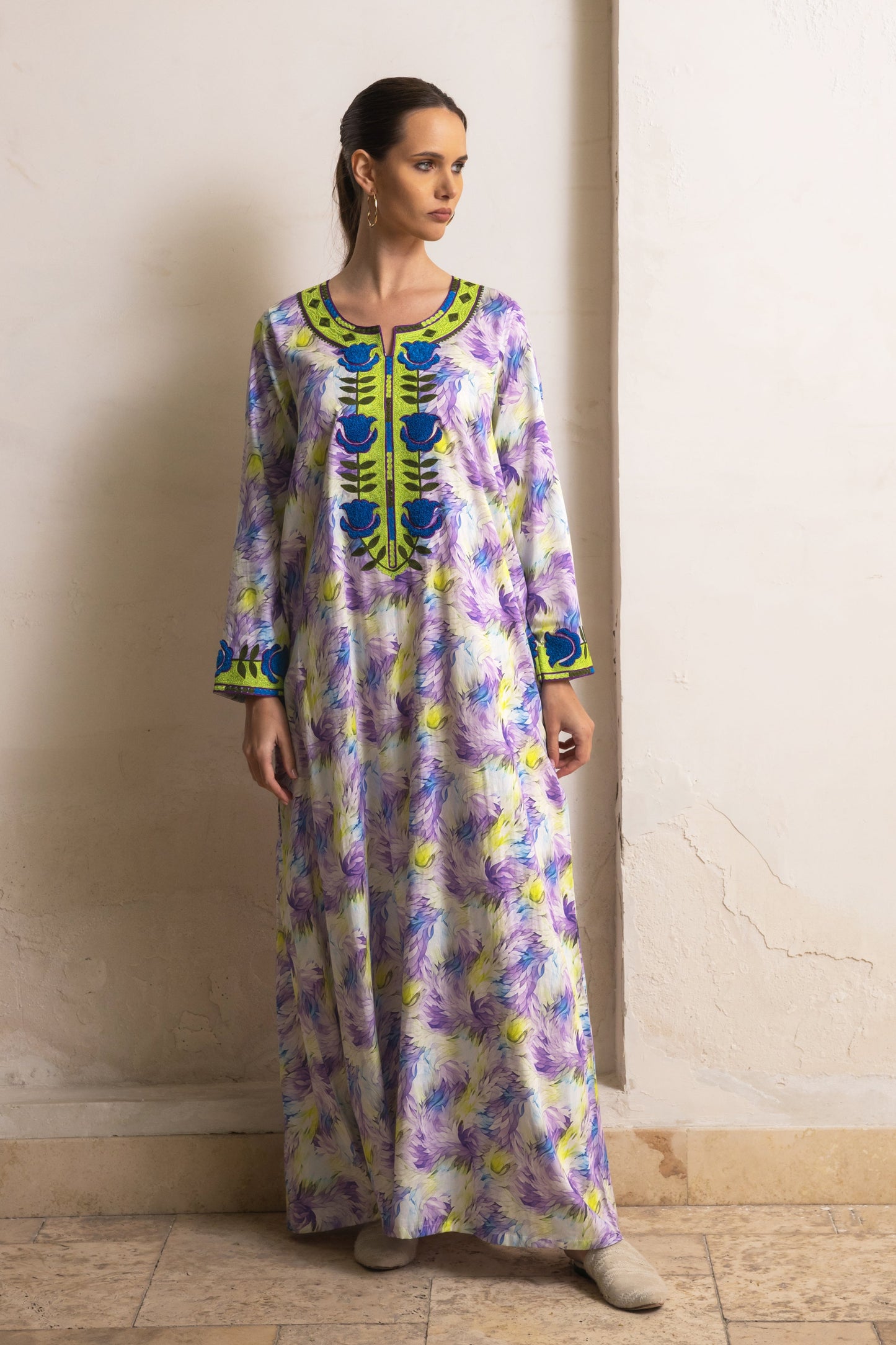 Petunia Embroidered Jalabiya