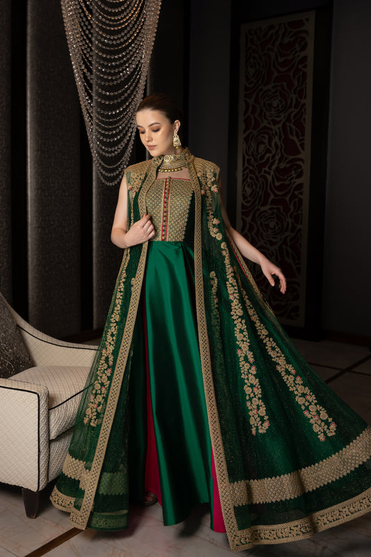 ثوب عروس أخضر لليلة الحناء بحاشية ملونة - مكون من قطعتين