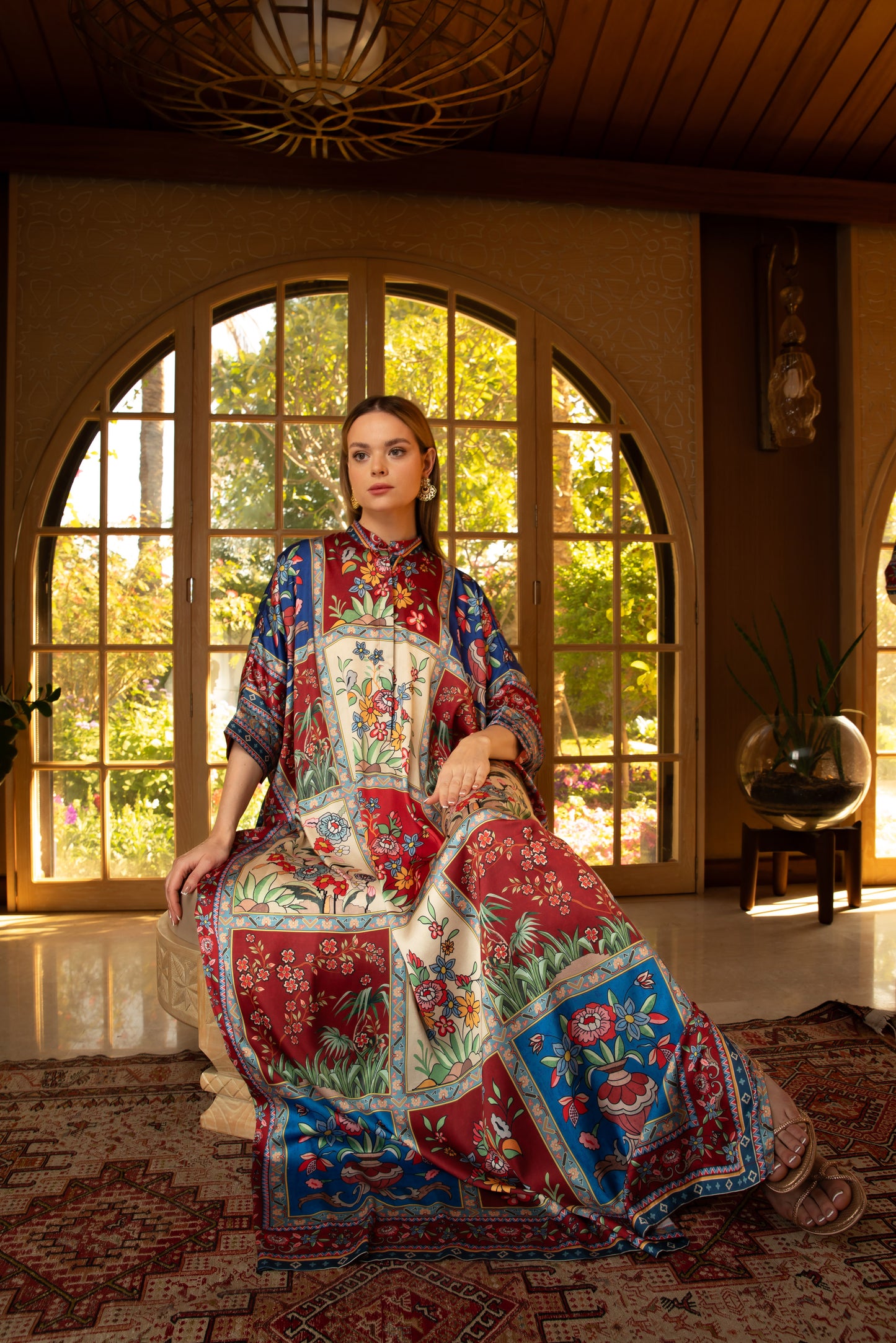 فستان زهور على شكل فراشة