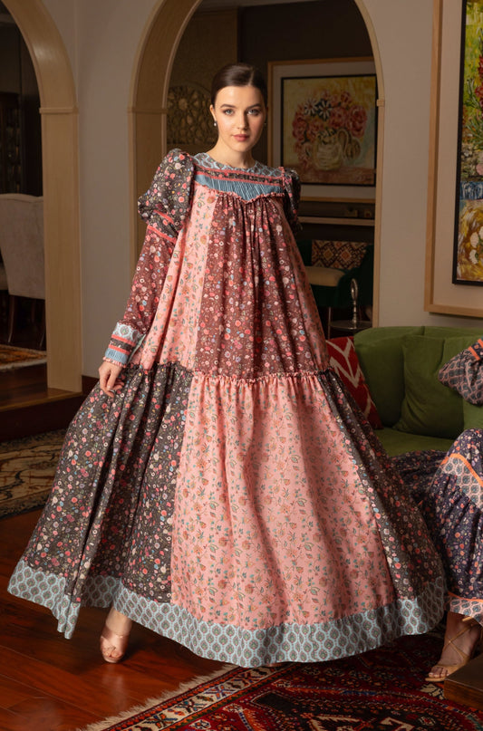 جلابية مزخرفة بطبعة زهور صغيرة