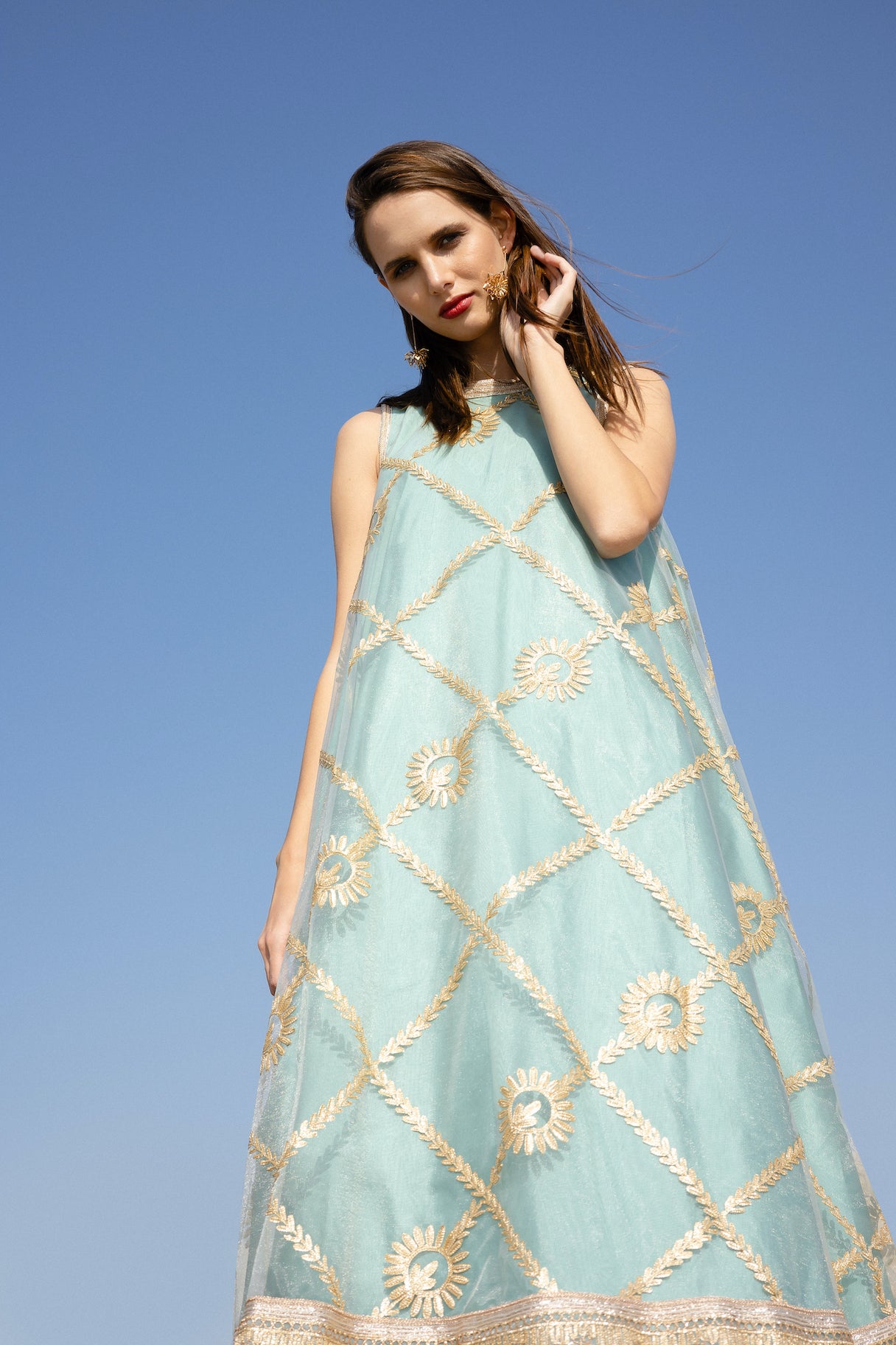 Sleeveless Golden Embroidery midi Dress - Anmar Couture