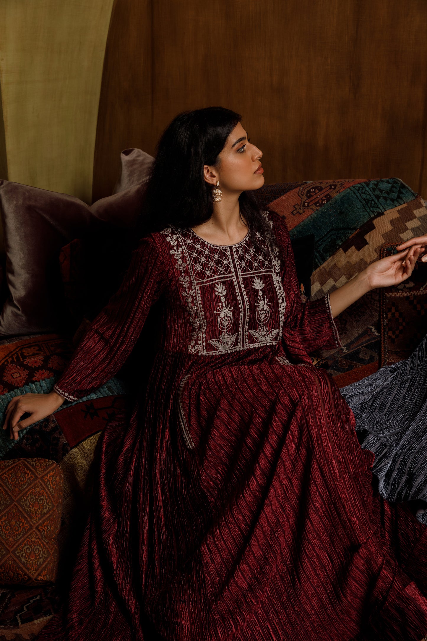 Crinkled Velvet Jalabiya - Anmar Couture