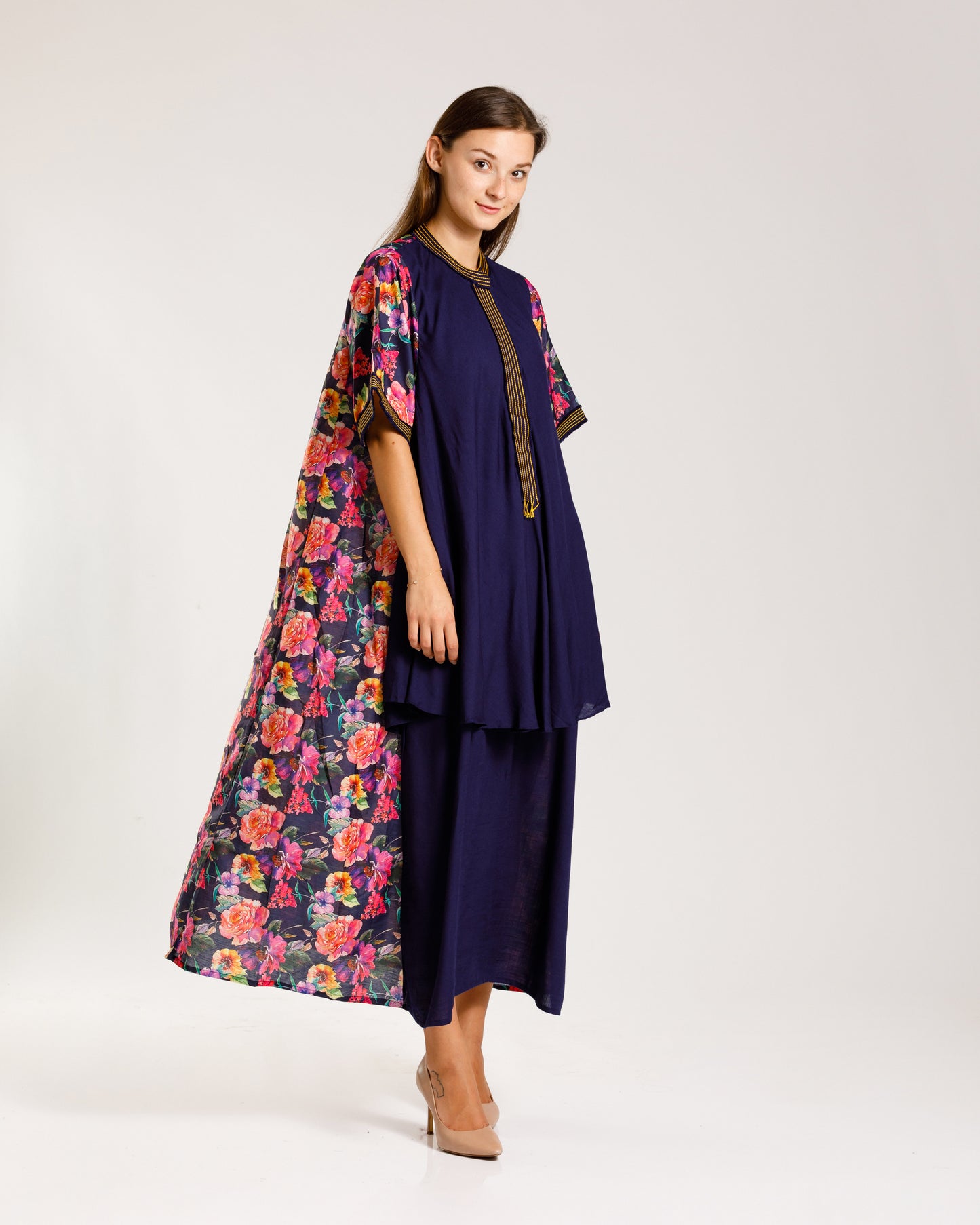 Layered floral back Jalabiya - Anmar Couture