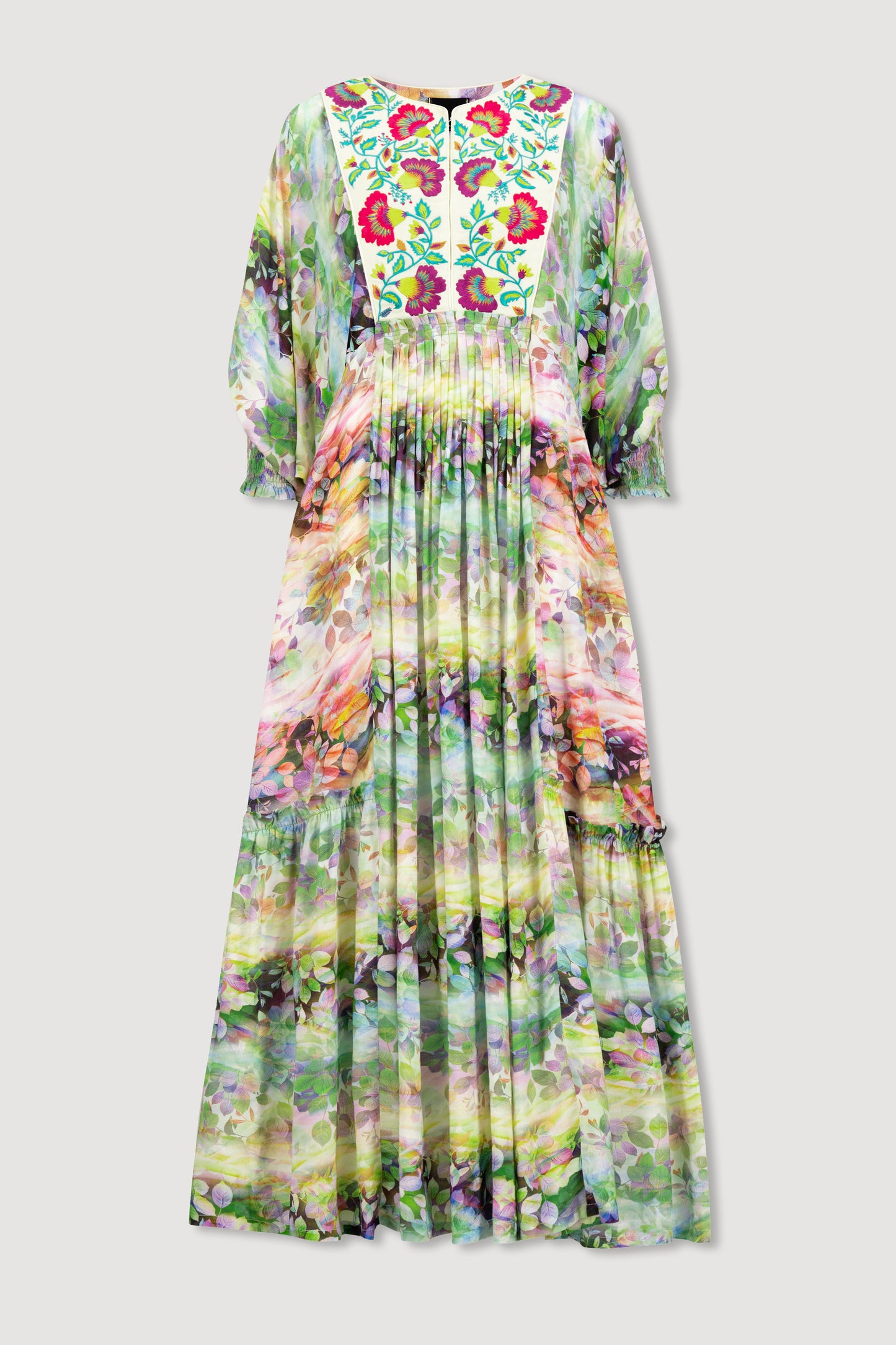 جلابية مطرزة بطبعات متعددة