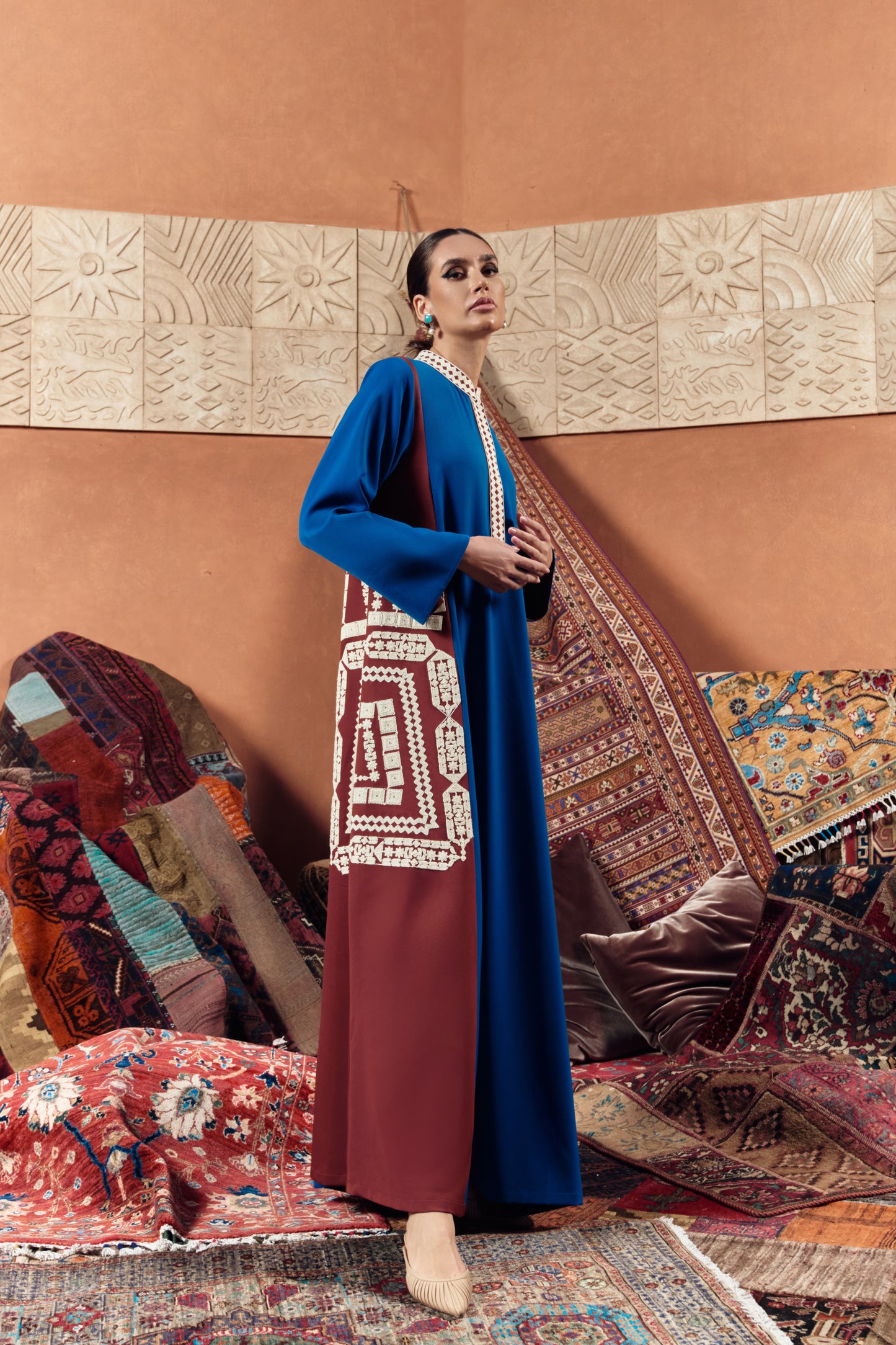 Naqsh Geometric Embroidery Jalabiya