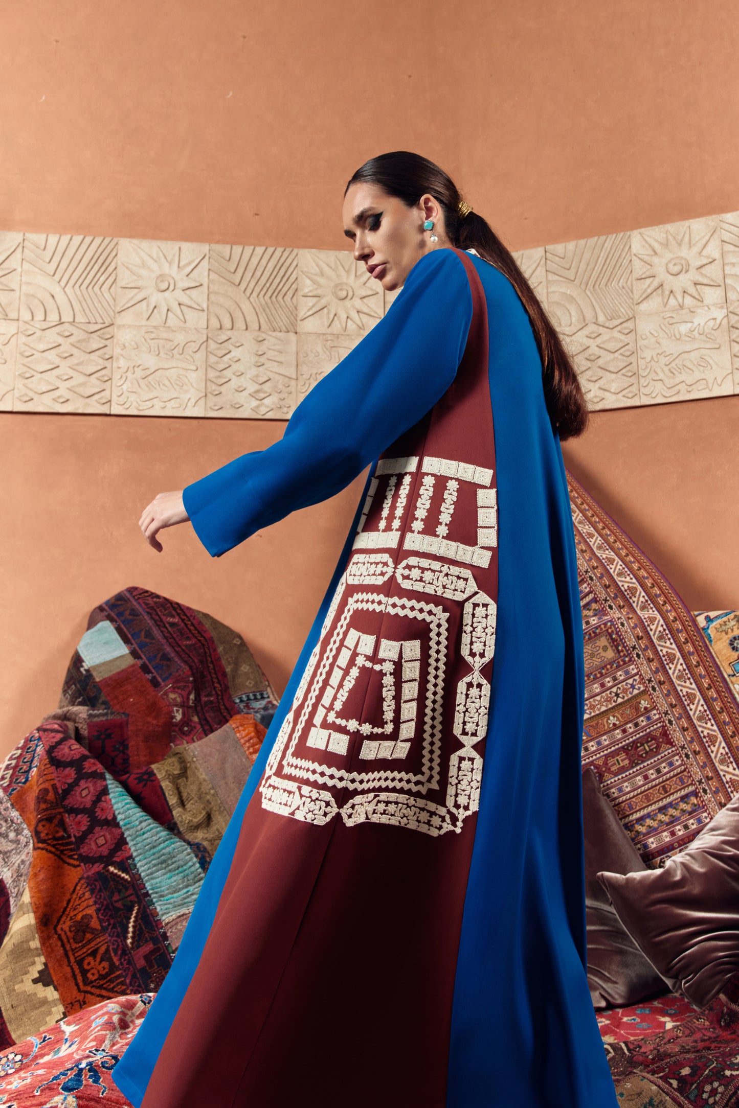 Naqsh Geometric Embroidery Jalabiya