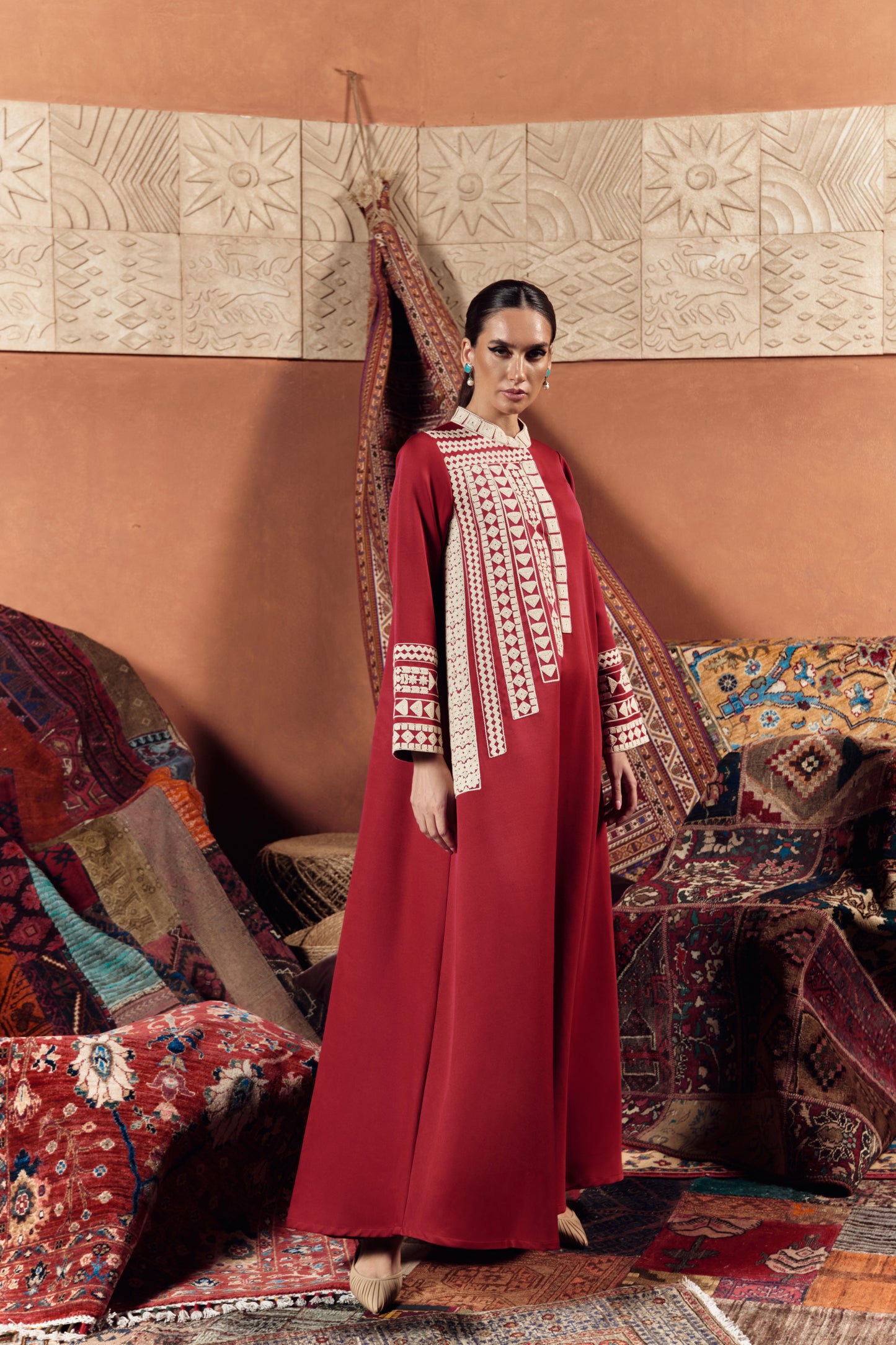 Desert Geometric Embroidered Jalabiya