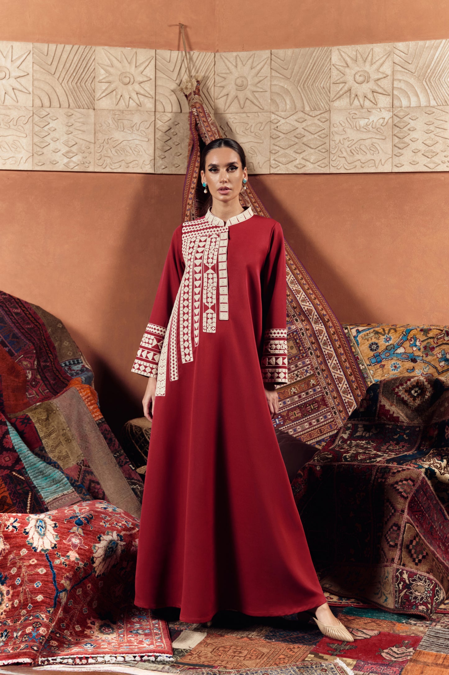 Desert Geometric Embroidered Jalabiya