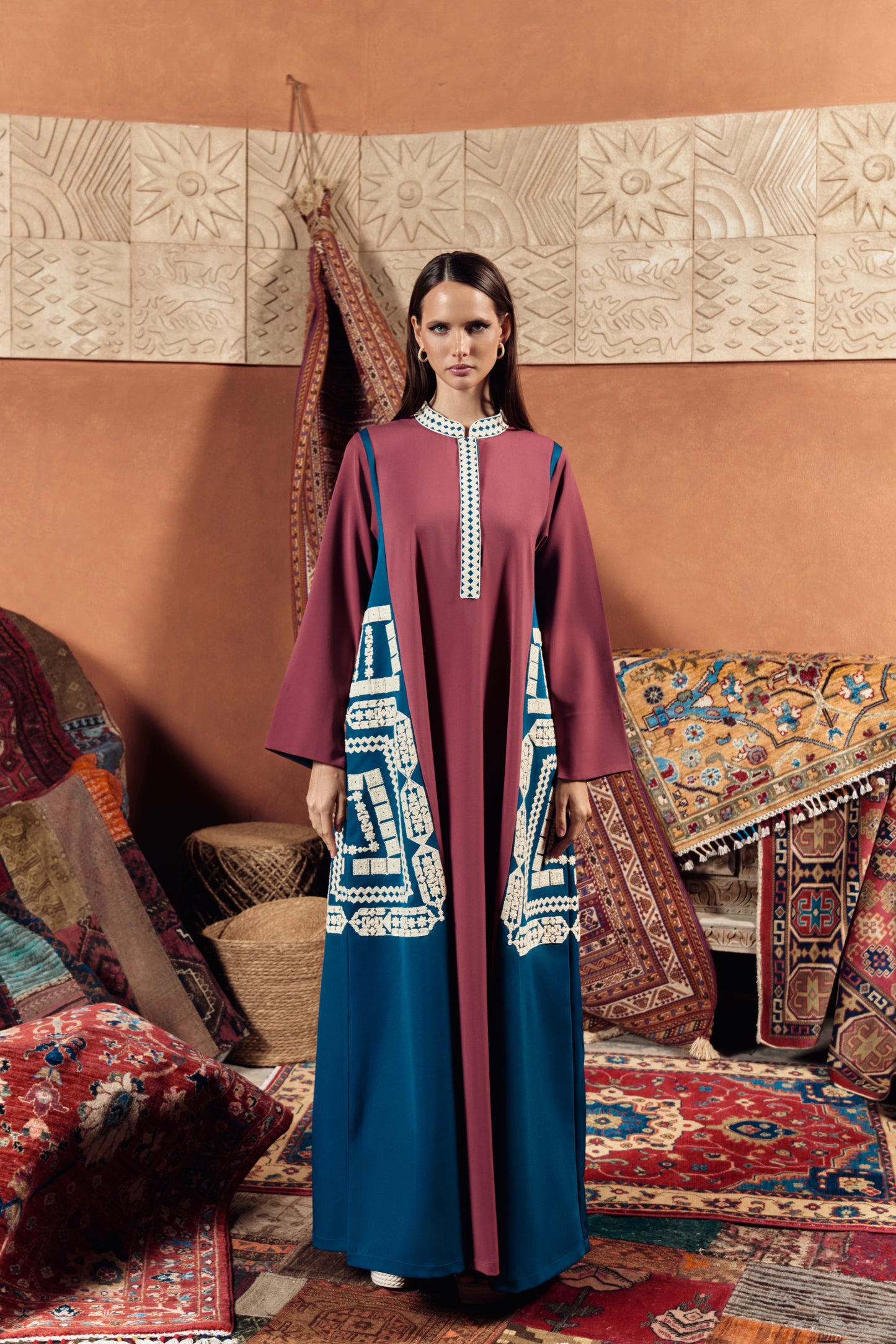 Naqsh Geometric Embroidery Jalabiya