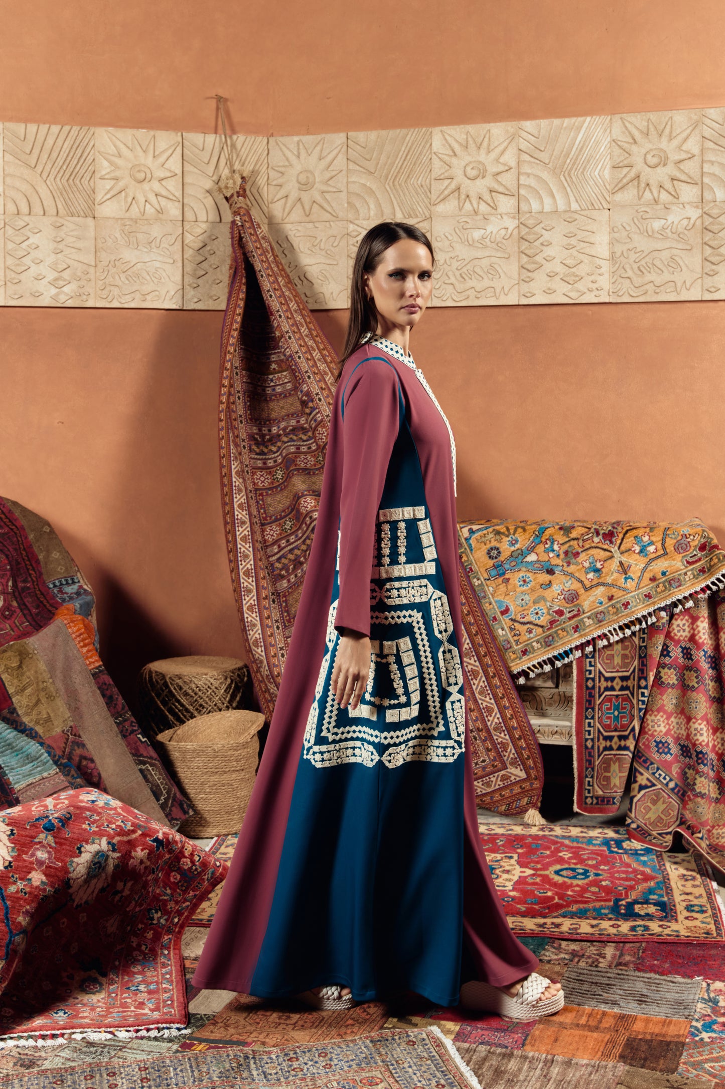 Naqsh Geometric Embroidery Jalabiya