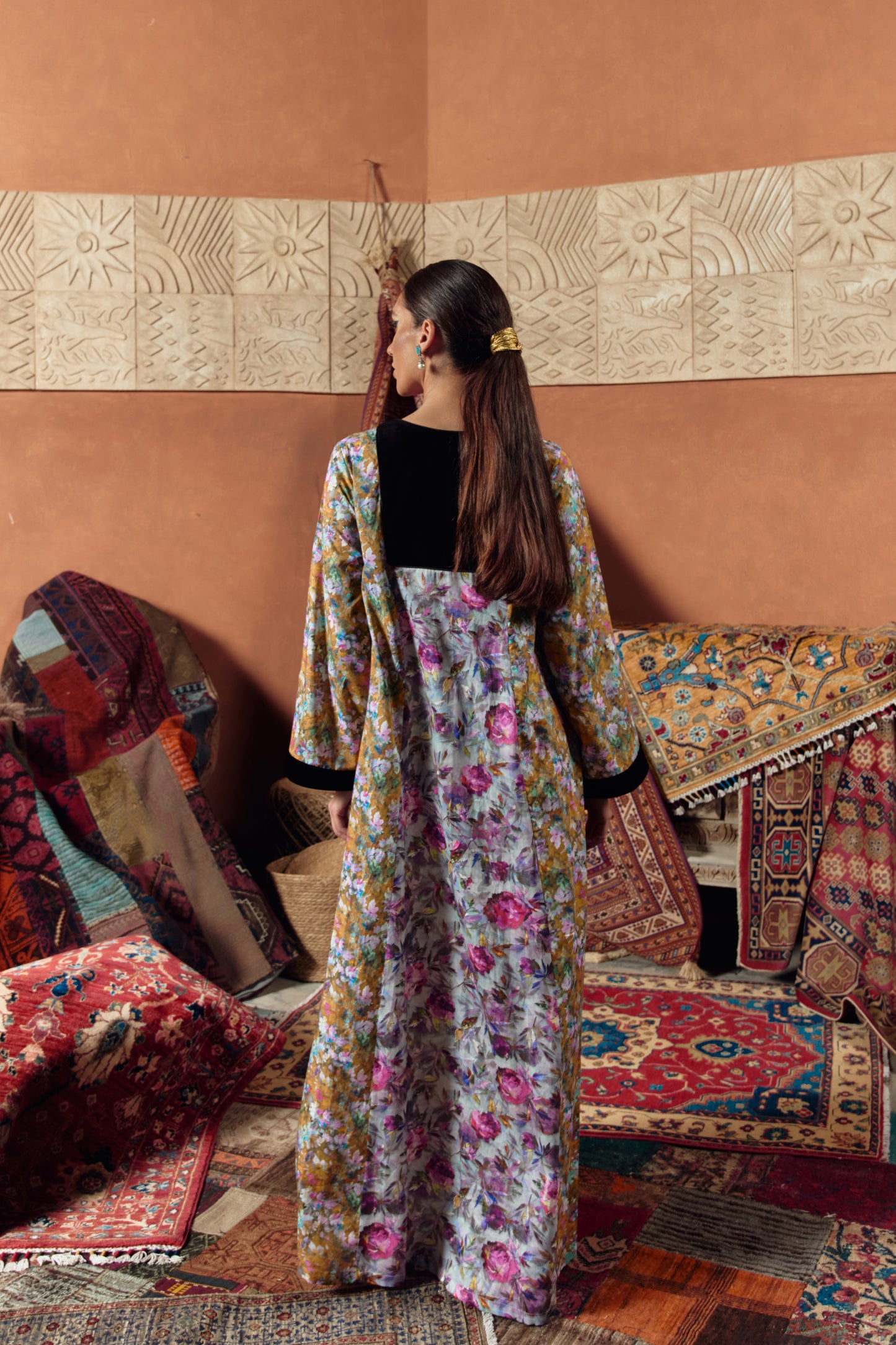 Rain Blossom Embroidered Jalabiya