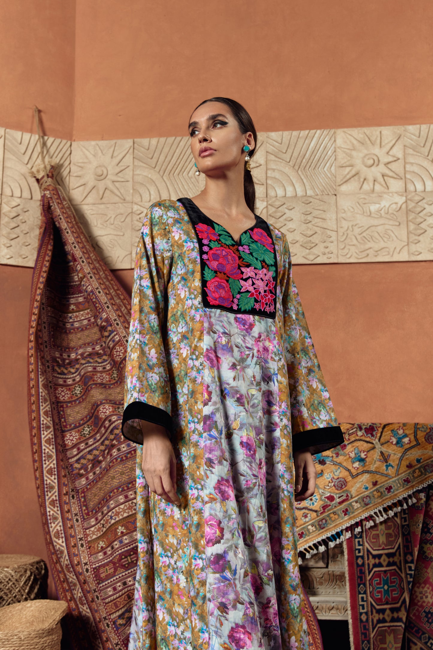 Rain Blossom Embroidered Jalabiya