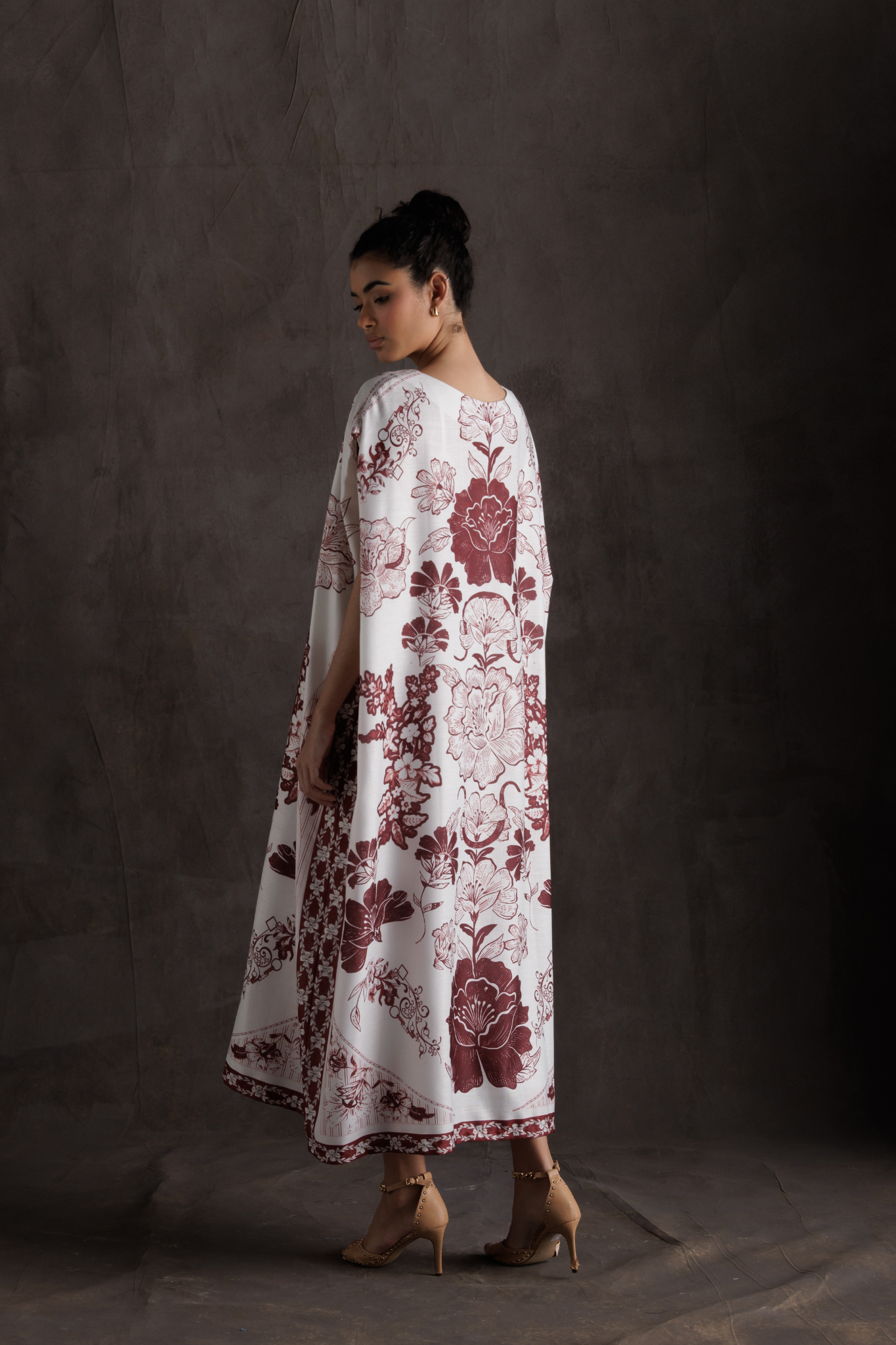 Rose Mirage Kaftan - Maroon