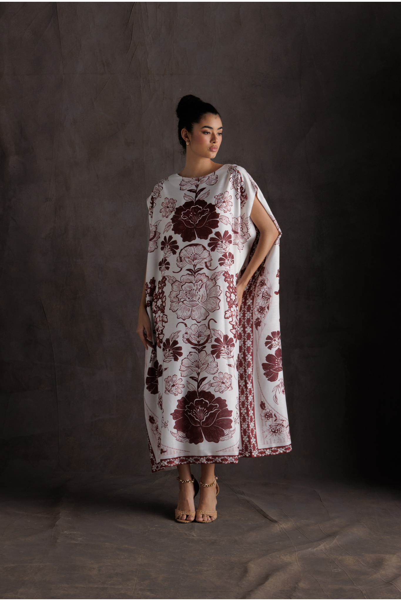 Rose Mirage Kaftan - Maroon