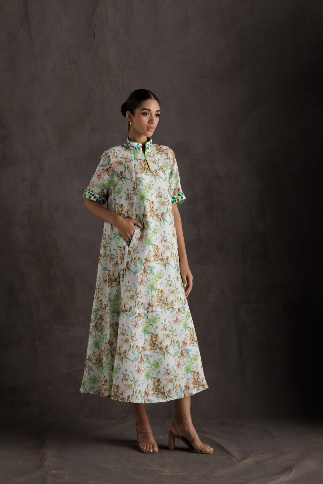 Blossom Collar Midi Dress