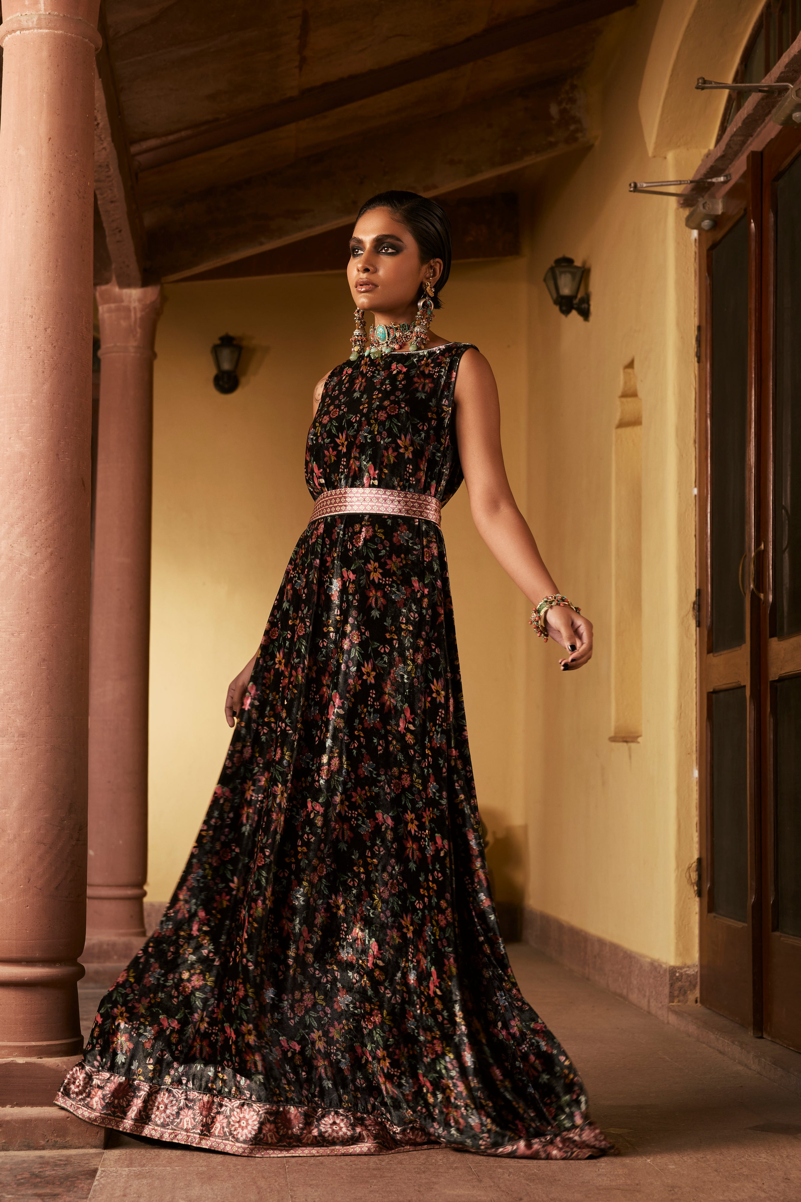 Black Velvet Floral Belted Dress – Anmar Gallery
