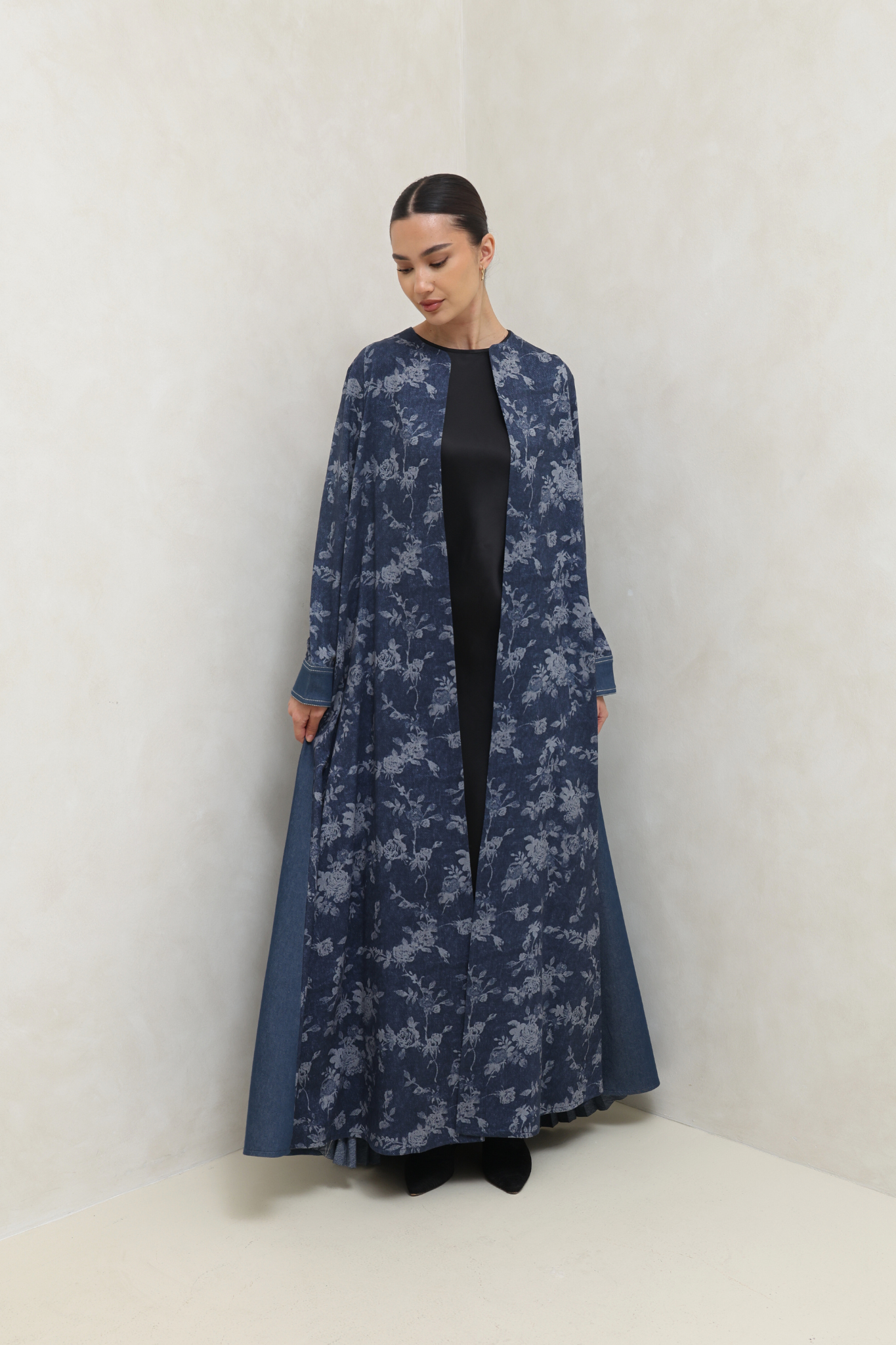 عباية أزهار الليل المطوية