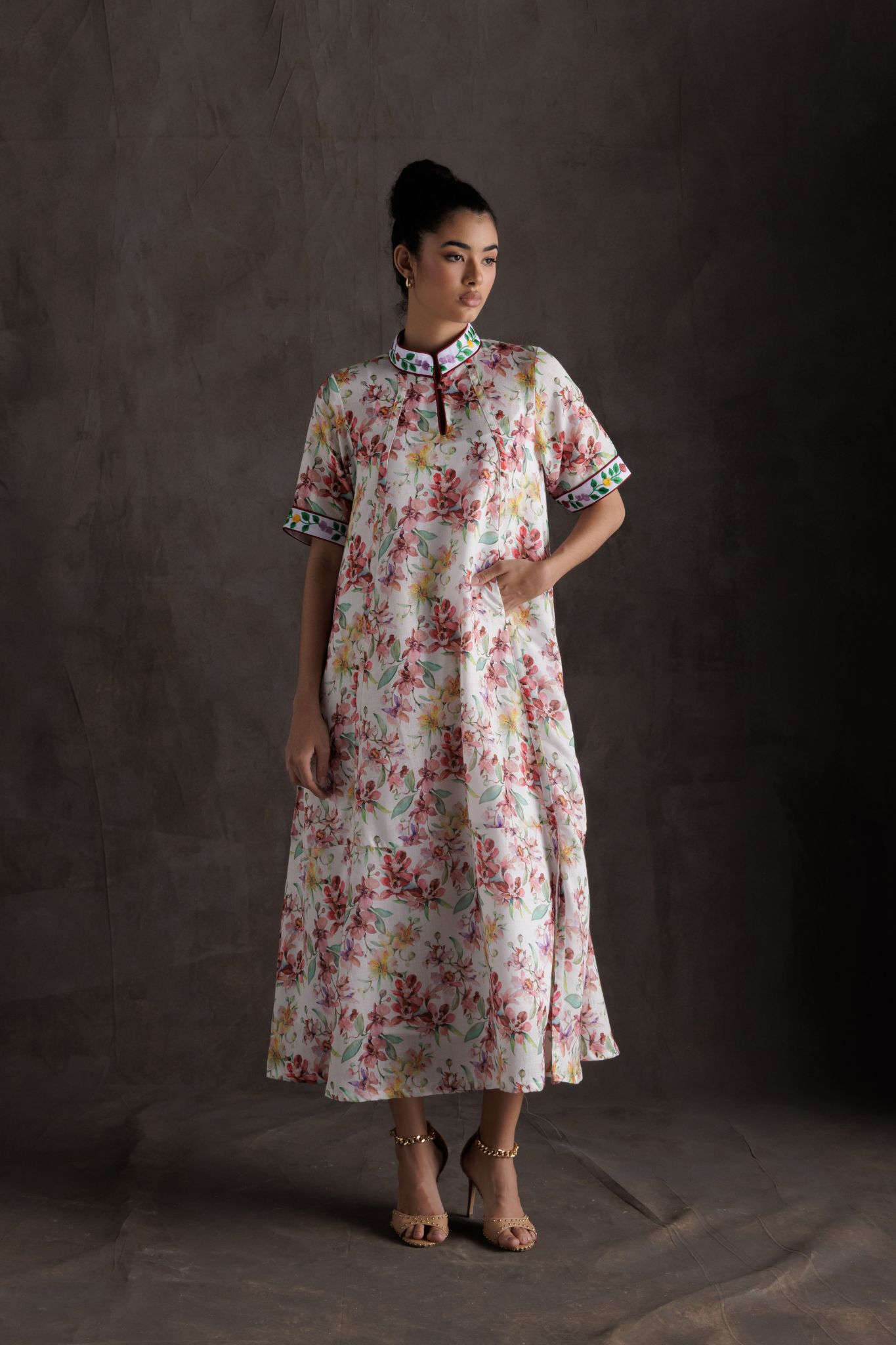 Blossom Collar Midi Dress