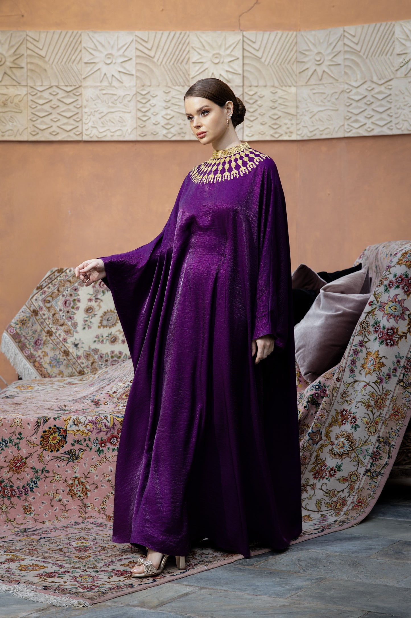 The Merta’sha kaftan violet