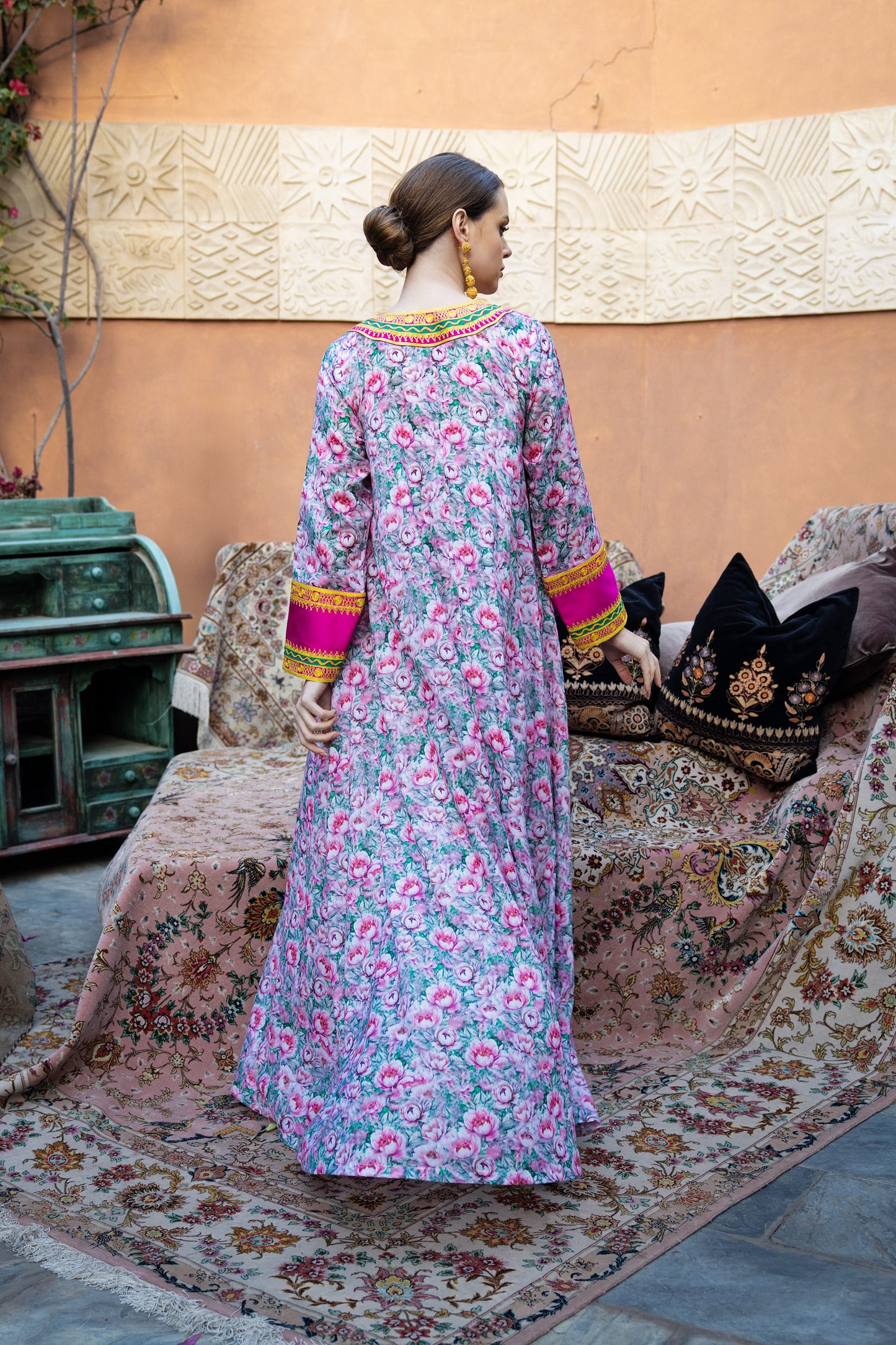 Bakhiya Contrast Jalabiya - Pink