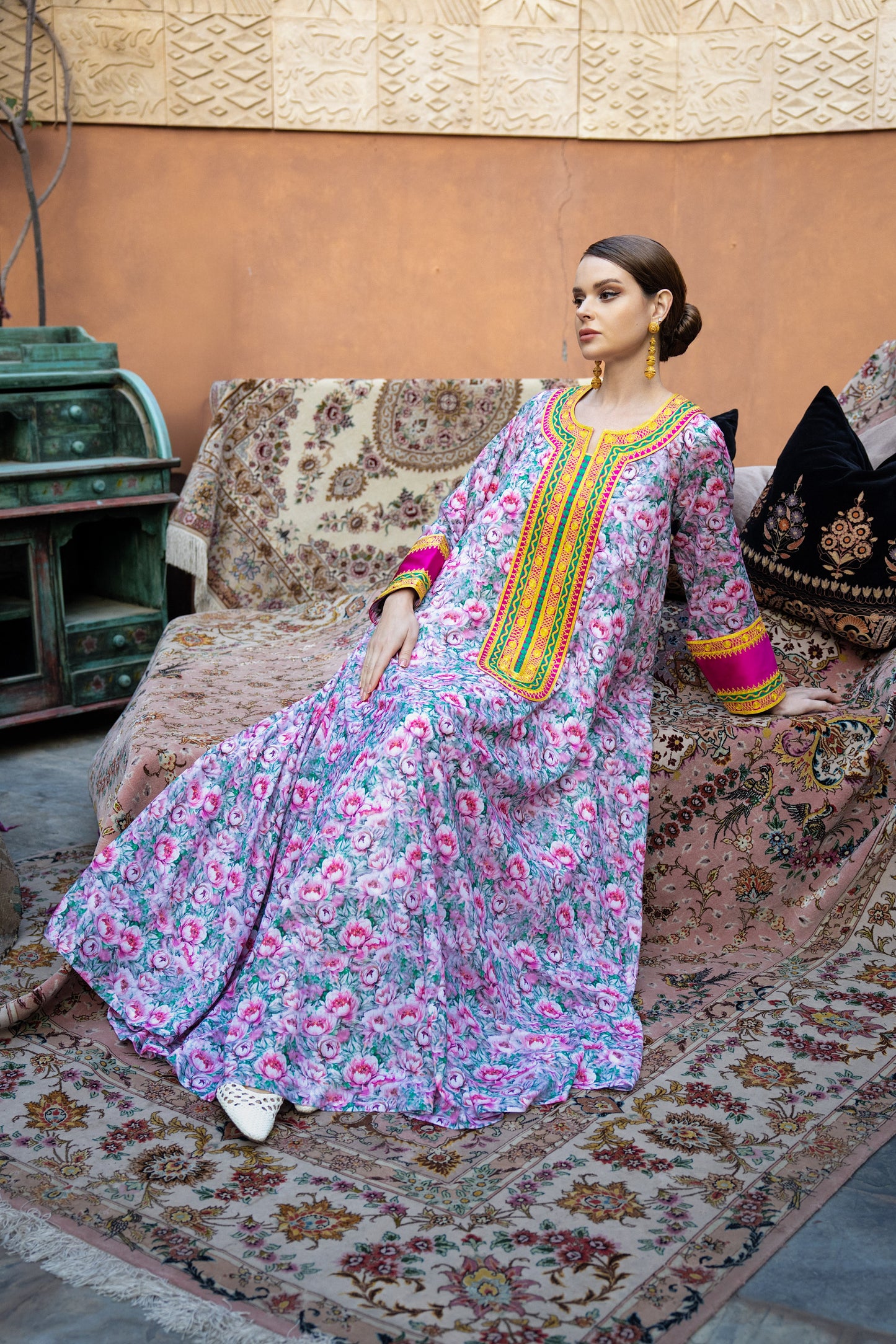 Bakhiya Contrast Jalabiya - Pink