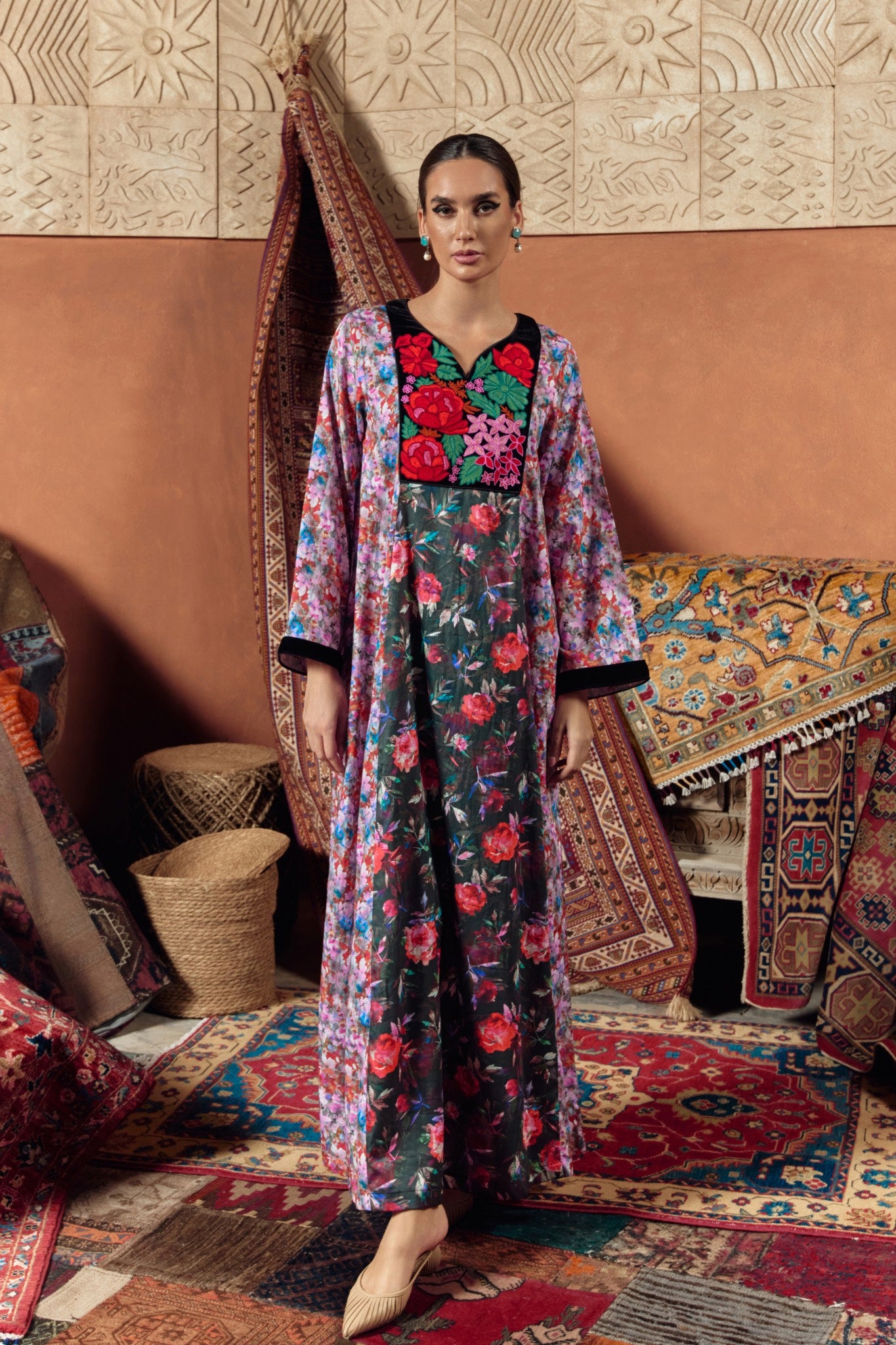 Rain Blossom Embroidered Jalabiya