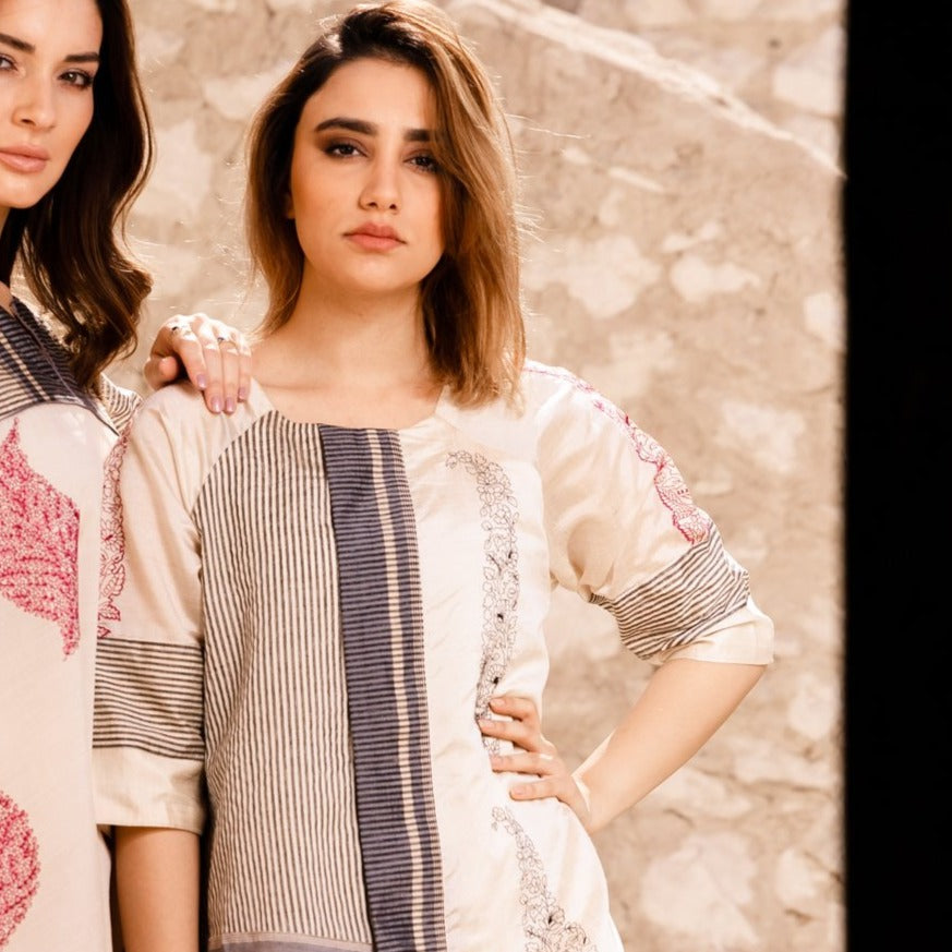 T18-074 - Anmar Couture