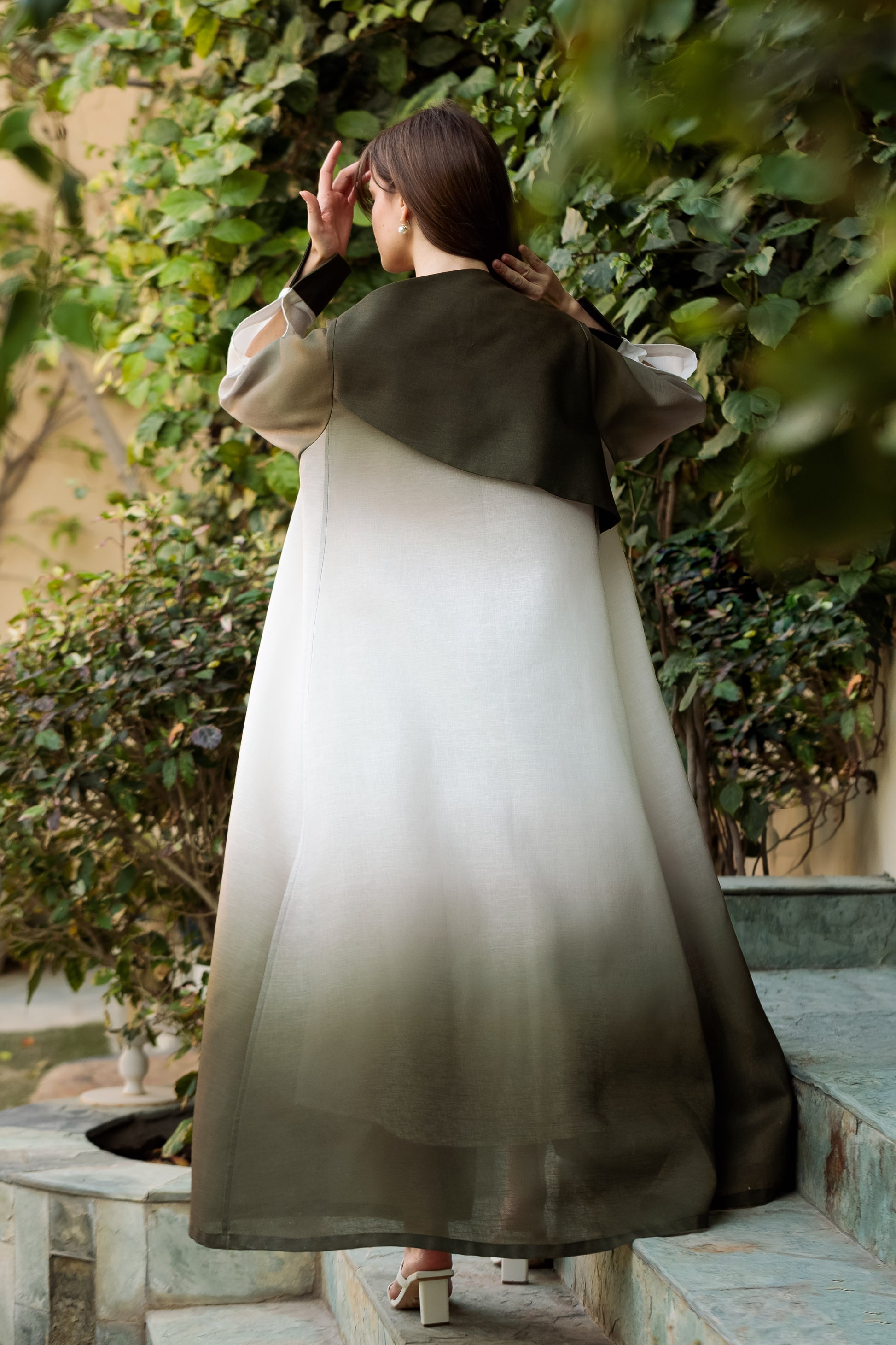 Folded Gradient Linen Abaya - Anmar Couture