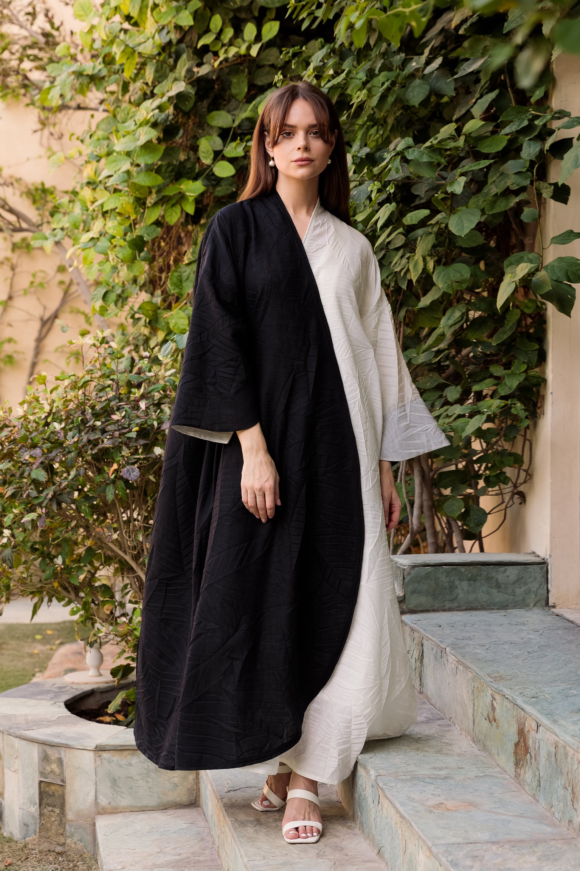 Leaf Textured Black & White Abaya - Anmar Couture