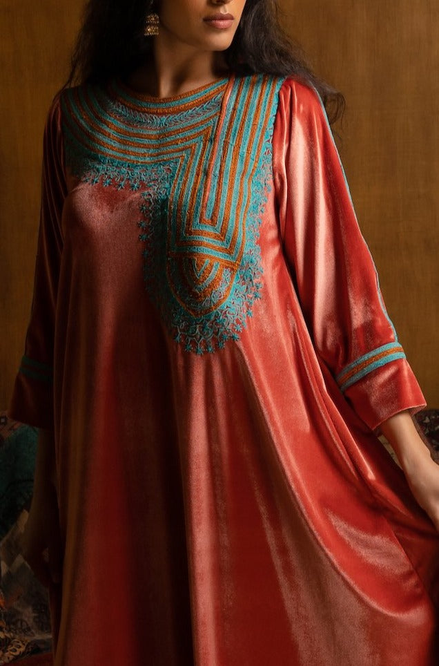 Velvet Embroidered Jalabiya - Anmar Couture